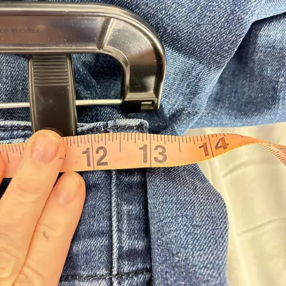 Free People We The Free Jayde High-Waisted Dark Blue Flare Jeans – Size 26 - Picture 8 of 9